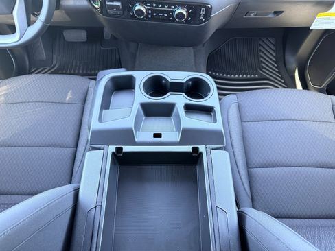 New 2026 GMC Sierra 2500 SLE w/ Preferred Package AWD/4WD image 19