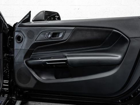 Used 2025 Ford Mustang Dark Horse RWD image 18