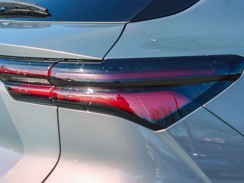 New 2026 Chevrolet Equinox EV LT image 8