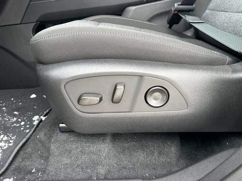 New 2026 GMC Acadia Elevation AWD/4WD image 18