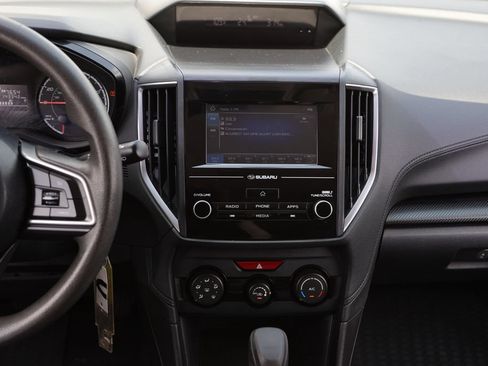 Used 2018 Subaru Crosstrek 2.0i AWD/4WD image 18