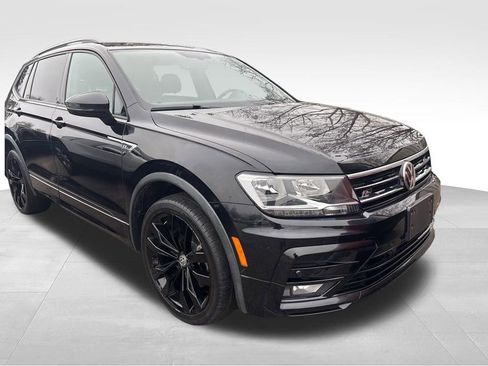 Used 2020 Volkswagen Tiguan SE R-Line w/ 3rd Row Seat Package image 2