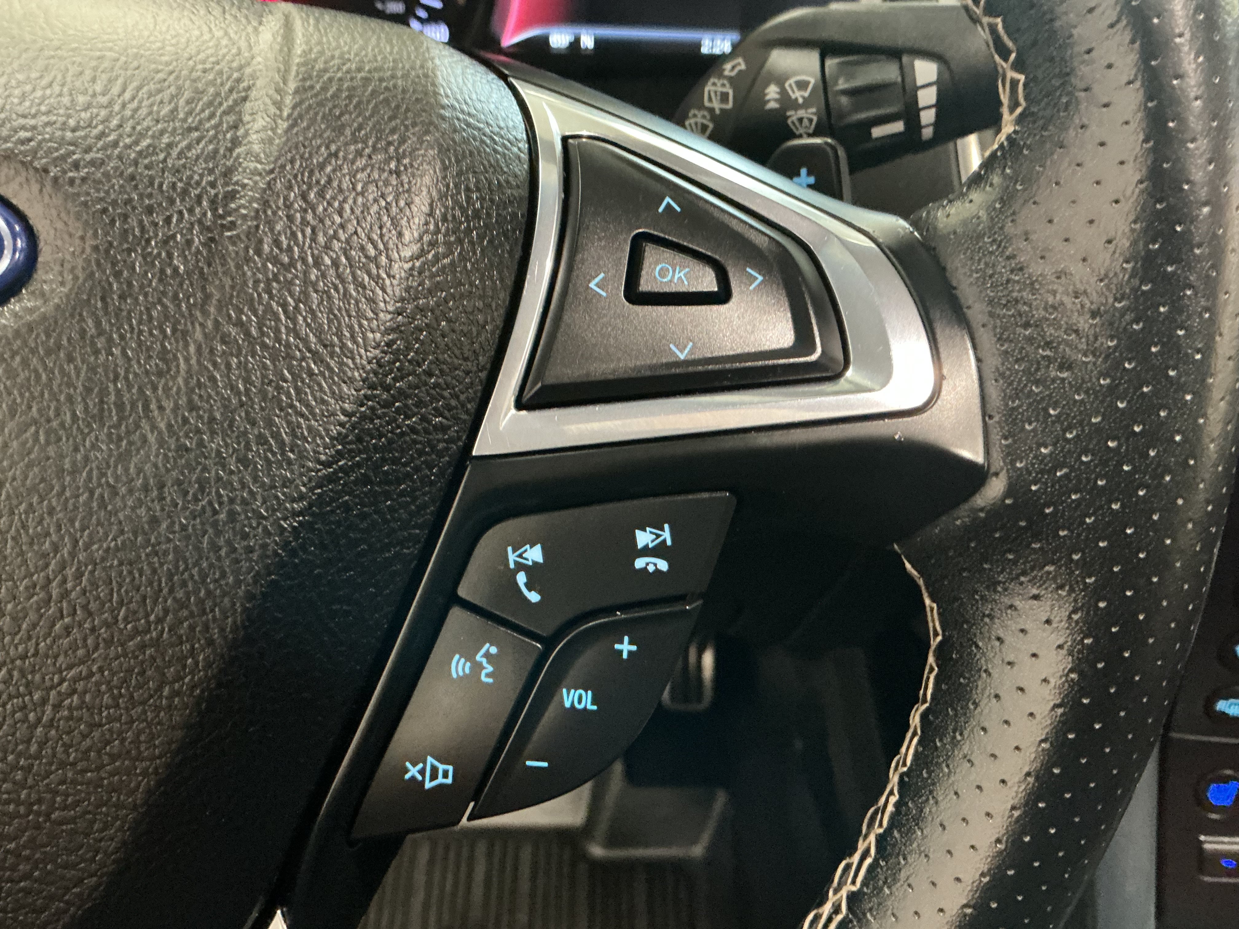 Used 2020 Ford Edge ST w/ Equipment Group 401A AWD/4WD image 20