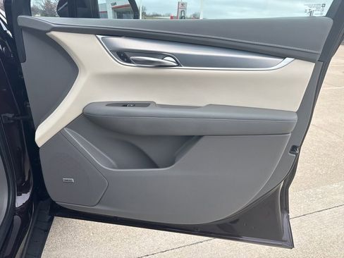 Used 2020 Cadillac XT5 Premium Luxury AWD/4WD image 21