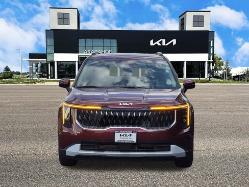 New 2026 Kia Carnival EX FWD image 3