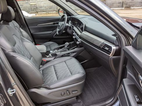 Used 2024 Kia Telluride EX X-Line image 22