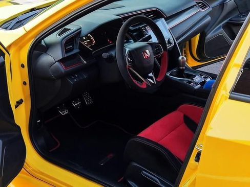 Used 2021 Honda Civic Type R Limited image 14