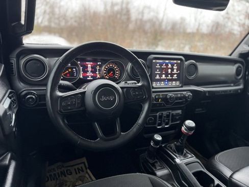 Used 2023 Jeep Wrangler Sport S image 21