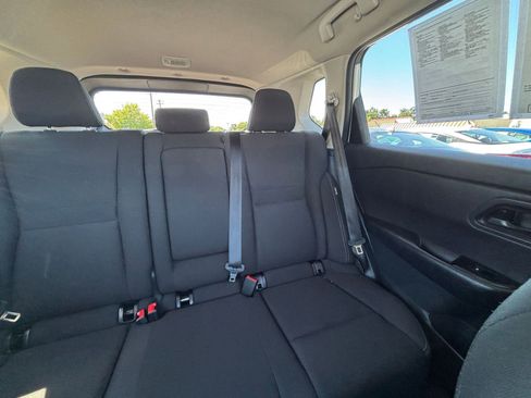 Used 2024 Nissan Rogue S image 36