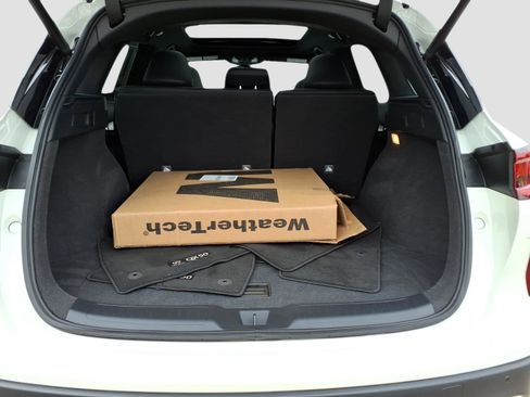 Used 2022 INFINITI QX50 Luxe w/ Appearance Package image 16