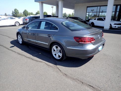 Used 2017 Volkswagen CC Sport image 3
