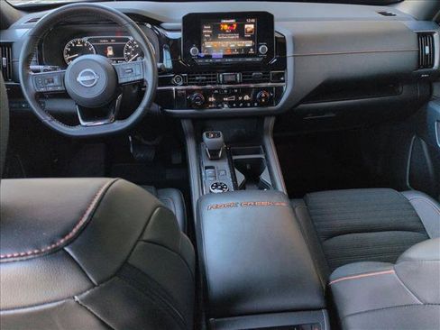 Used 2024 Nissan Pathfinder Rock Creek image 17