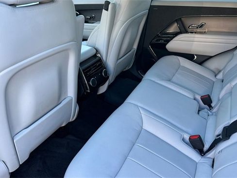 Certified 2025 Land Rover Range Rover Sport SE image 11