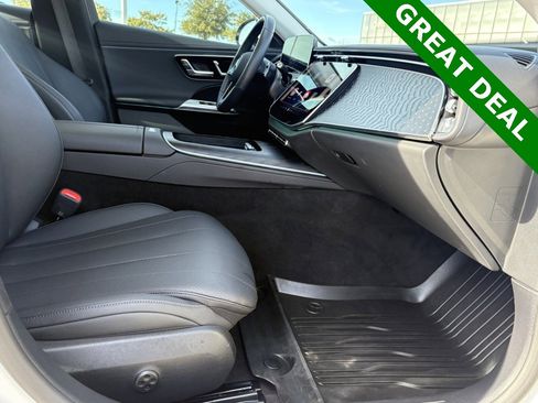 Used 2025 Mercedes-Benz E 350 E 350 image 35