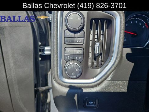 Used 2019 Chevrolet Silverado 1500 RST w/ All-Star Edition AWD/4WD image 18