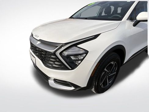 Used 2023 Kia Sportage LX image 22