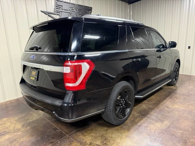 Used 2020 Ford Expedition XLT w/ Equipment Group 202A AWD/4WD image 8