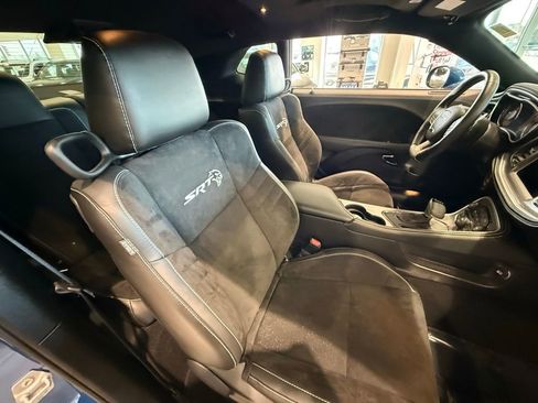 Used 2022 Dodge Challenger SRT Hellcat w/ Plus Package RWD image 33