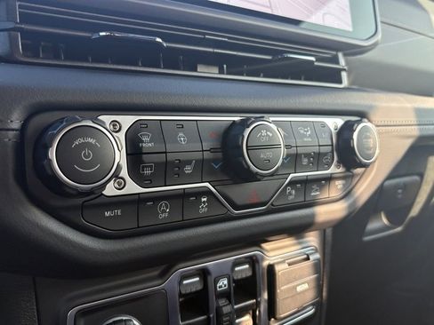 New 2025 Jeep Wrangler Sahara image 25