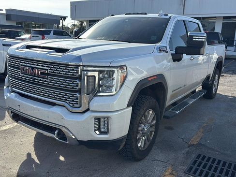 Used 2023 GMC Sierra 2500 Denali image 3