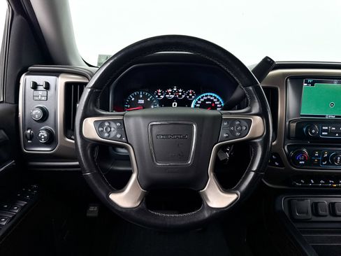 Used 2018 GMC Sierra 1500 Denali AWD/4WD image 30