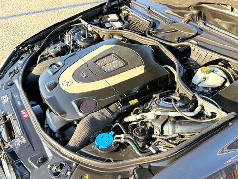 Used 2011 Mercedes-Benz S 550 4MATIC image 82
