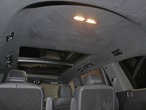 Used 2025 Mercedes-Benz GLS 63 AMG 4MATIC image 94