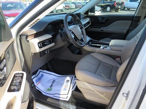 Used 2021 Lincoln Aviator Reserve w/ Equipment Group 201A image 9