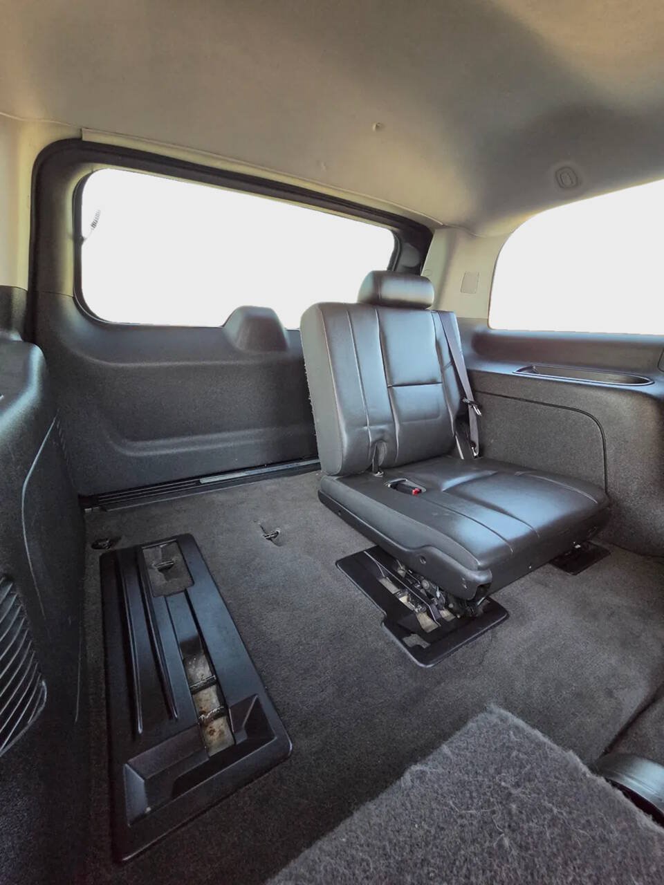 Used 2013 GMC Yukon Denali RWD image 15