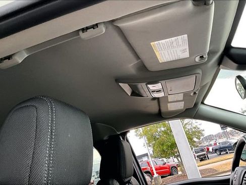 Certified 2024 Nissan Frontier SV w/ SV Convenience Package image 24