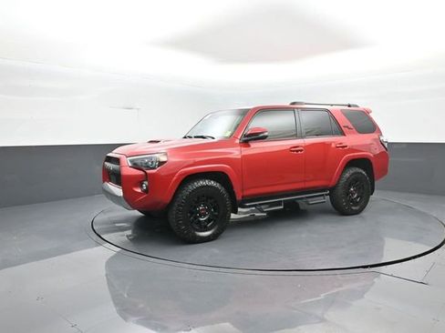 Used 2024 Toyota 4Runner TRD Off-Road Premium w/ Off Road Premium Plus Package AWD/4WD image 4