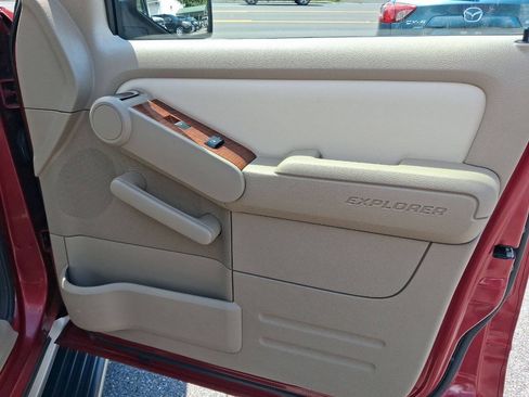 Used 2007 Ford Explorer Eddie Bauer AWD/4WD image 24