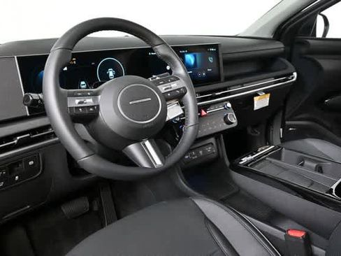 New 2026 Hyundai Tucson Limited image 15