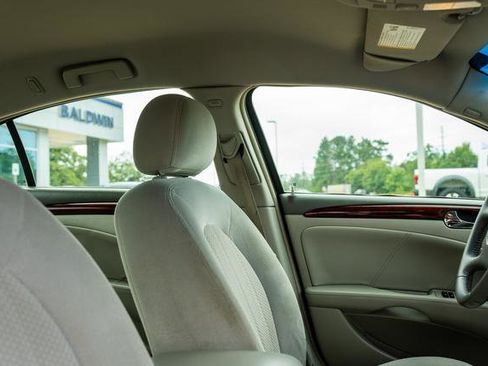 Used 2008 Buick Lucerne CX FWD image 8