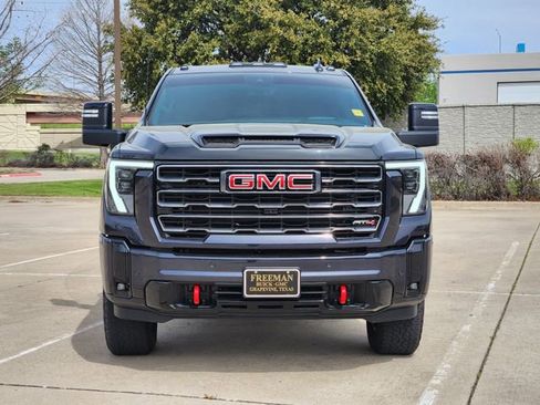 Used 2025 GMC Sierra 2500 AT4 w/ AT4 Premium Plus Package image 2