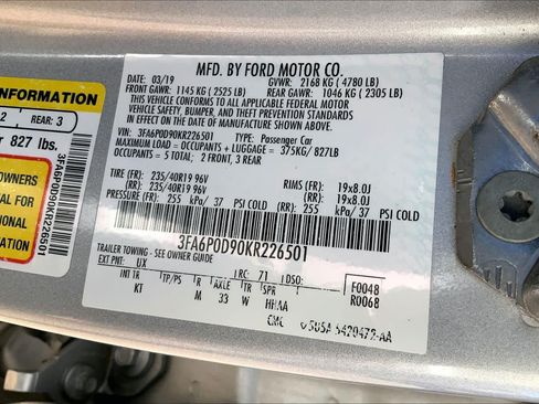 Used 2019 Ford Fusion Titanium AWD/4WD image 31