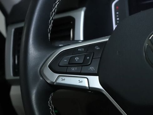 Certified 2023 Volkswagen Atlas SEL AWD/4WD image 24