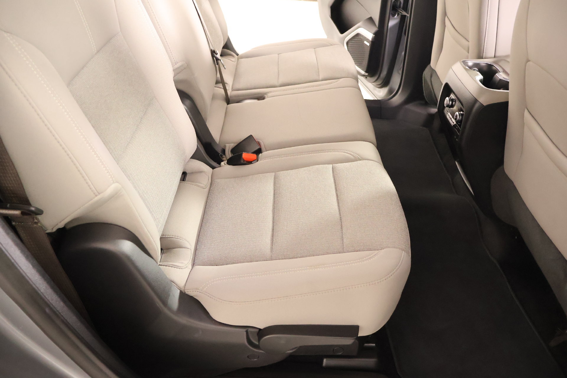 Used 2026 GMC Acadia Elevation FWD image 14