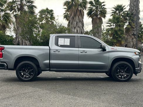Used 2022 Chevrolet Silverado 1500 RST AWD/4WD image 2