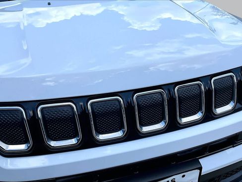 Used 2022 Jeep Compass Limited AWD/4WD image 28