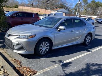 Used 2021 Toyota Camry LE video 3