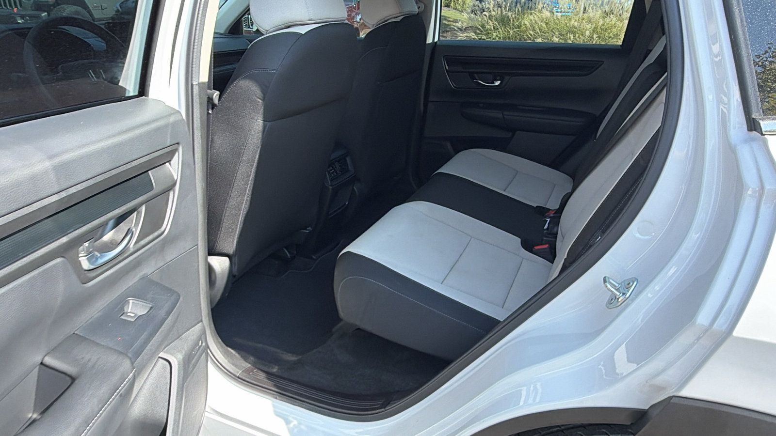 Used 2024 Honda CR-V LX image 16