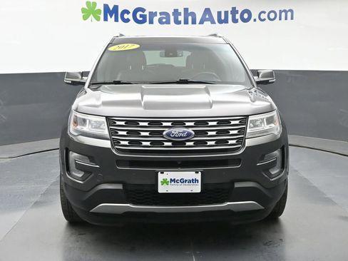 Used 2017 Ford Explorer Limited w/ Equipment Group 301A image 4