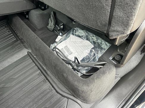 Used 2023 GMC Sierra 2500 Denali w/ Denali Ultimate Package image 22