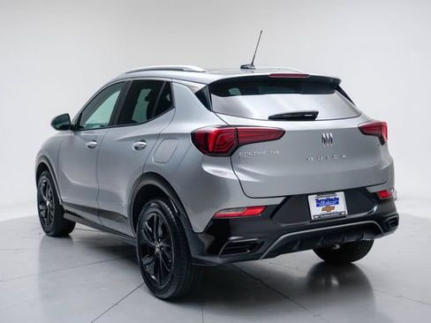 Used 2024 Buick Encore GX Sport Touring AWD/4WD image 4