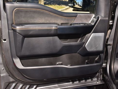 Certified 2024 Ford F250 Platinum w/ FX4 Off-Road Package image 37