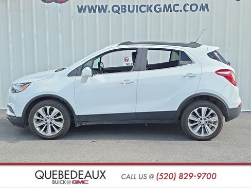 Used 2020 Buick Encore Preferred w/ Safety Package FWD image 4
