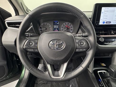 Used 2023 Toyota Corolla Cross LE image 25