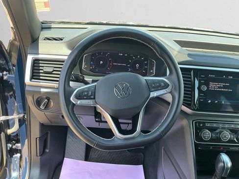 Used 2023 Volkswagen Atlas Cross Sport SE AWD/4WD image 12
