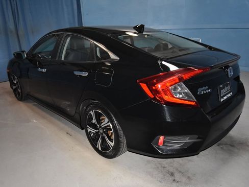 Used 2016 Honda Civic Touring image 28